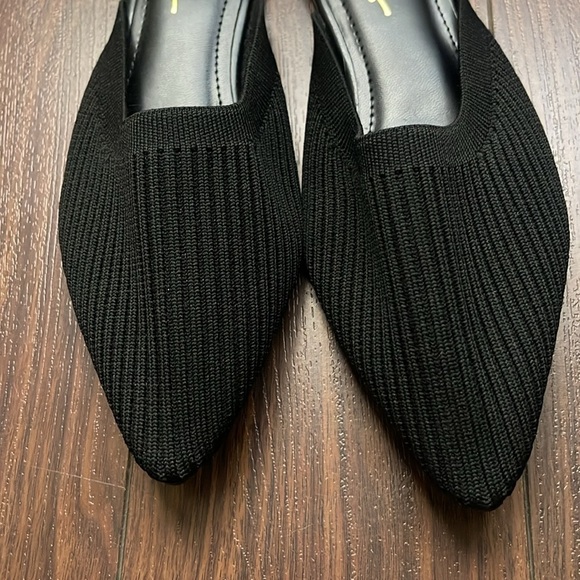 Jeaney Black Ribbed Knit Pointed-Toe Mule Slides - Picture 2 of 5